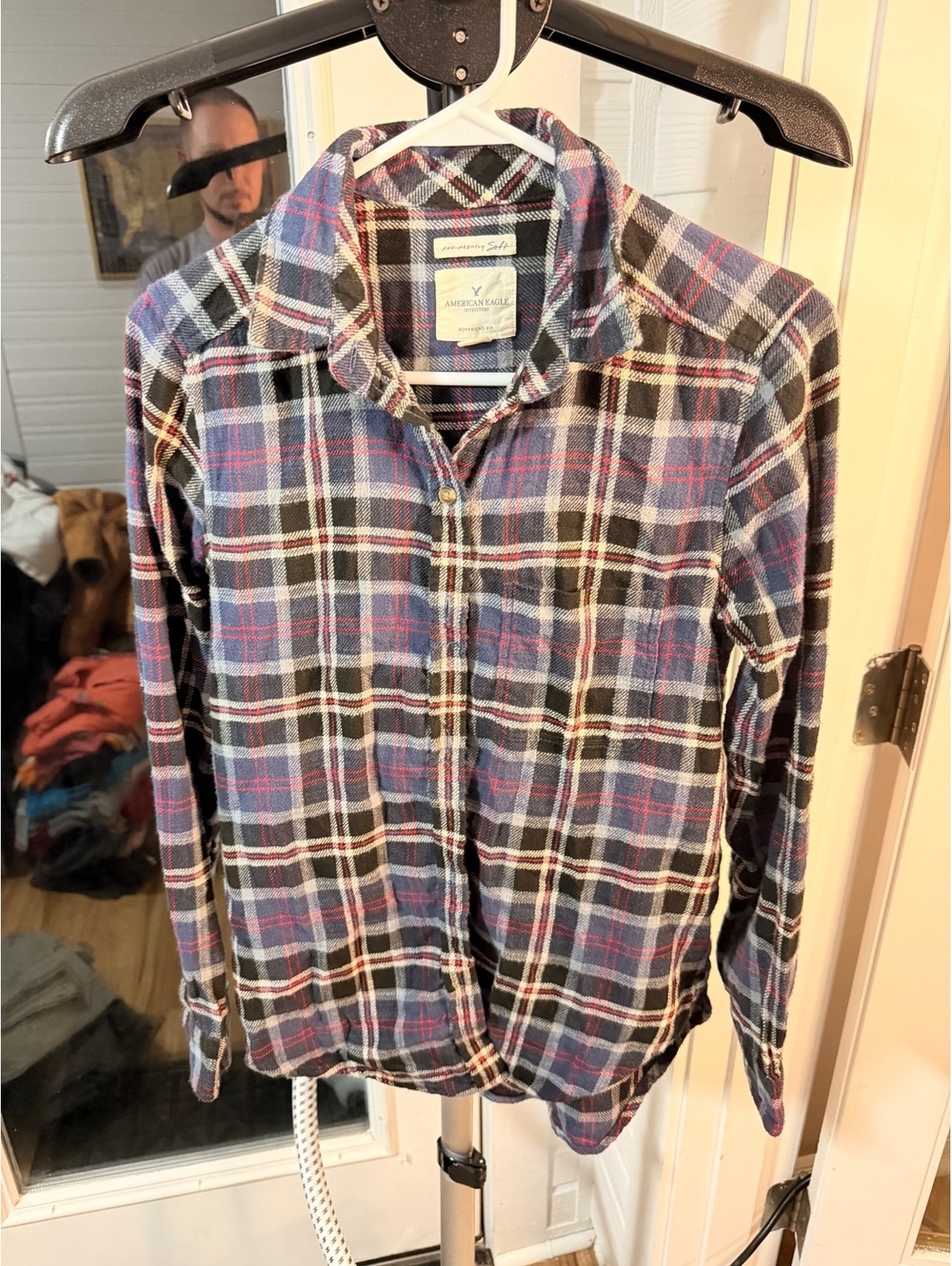 American Eagle Soft Plaid Button Front Shirt